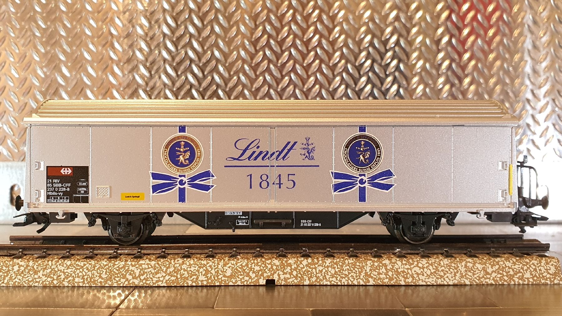 Märklin Modellini di ferrovie: MÄRKLIN H0 GÜTERWAGEN LINDT  – Usato da Männedorf venduto da Modellbau-wyss