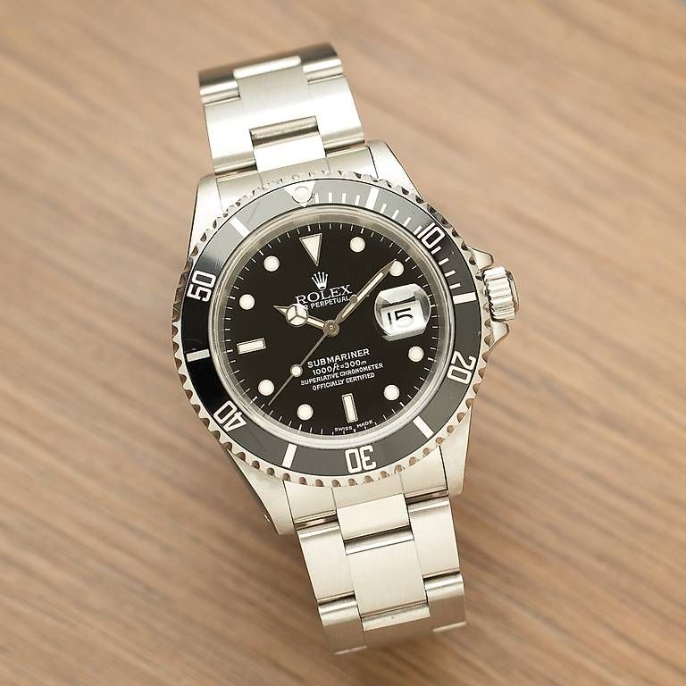 Orologi: Rolex Submariner, ref. 16610, vendue en 2000 – Usato da Lausanne venduto da inf_dft9