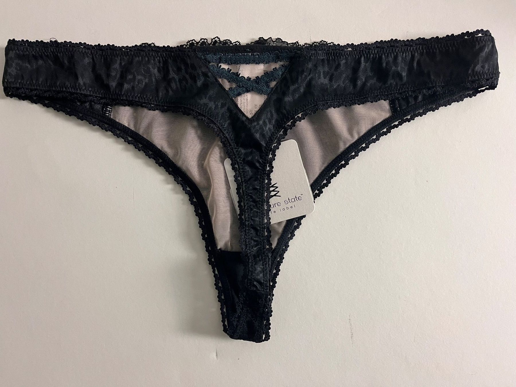 Altra biancheria intima: PLEASURE STATE, String DAKOTA PRIMROSE, Gr. L, Schwarz/Grün – Nuovo e nell'imballaggio originale da Rudolfstetten venduto da gst_g7xl 5