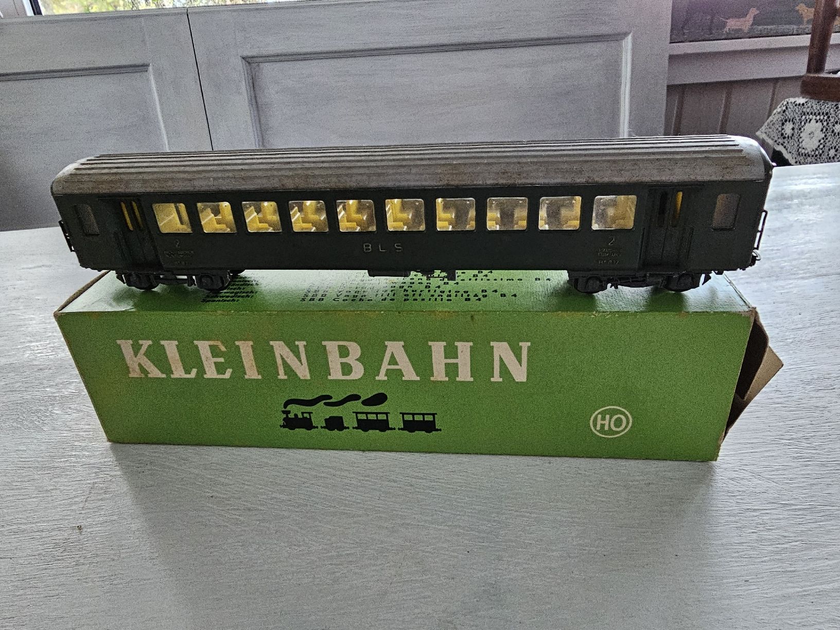 Kleinbahn Modelleisenbahnen: BLS Personenwagen Kleinbahn – Gebraucht aus La Cibourg von Octavio57