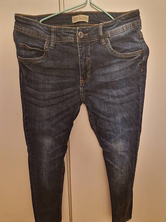 Pantalons: Kinder Jeans gr. 152 – D'occasion à Bützberg par polensky81