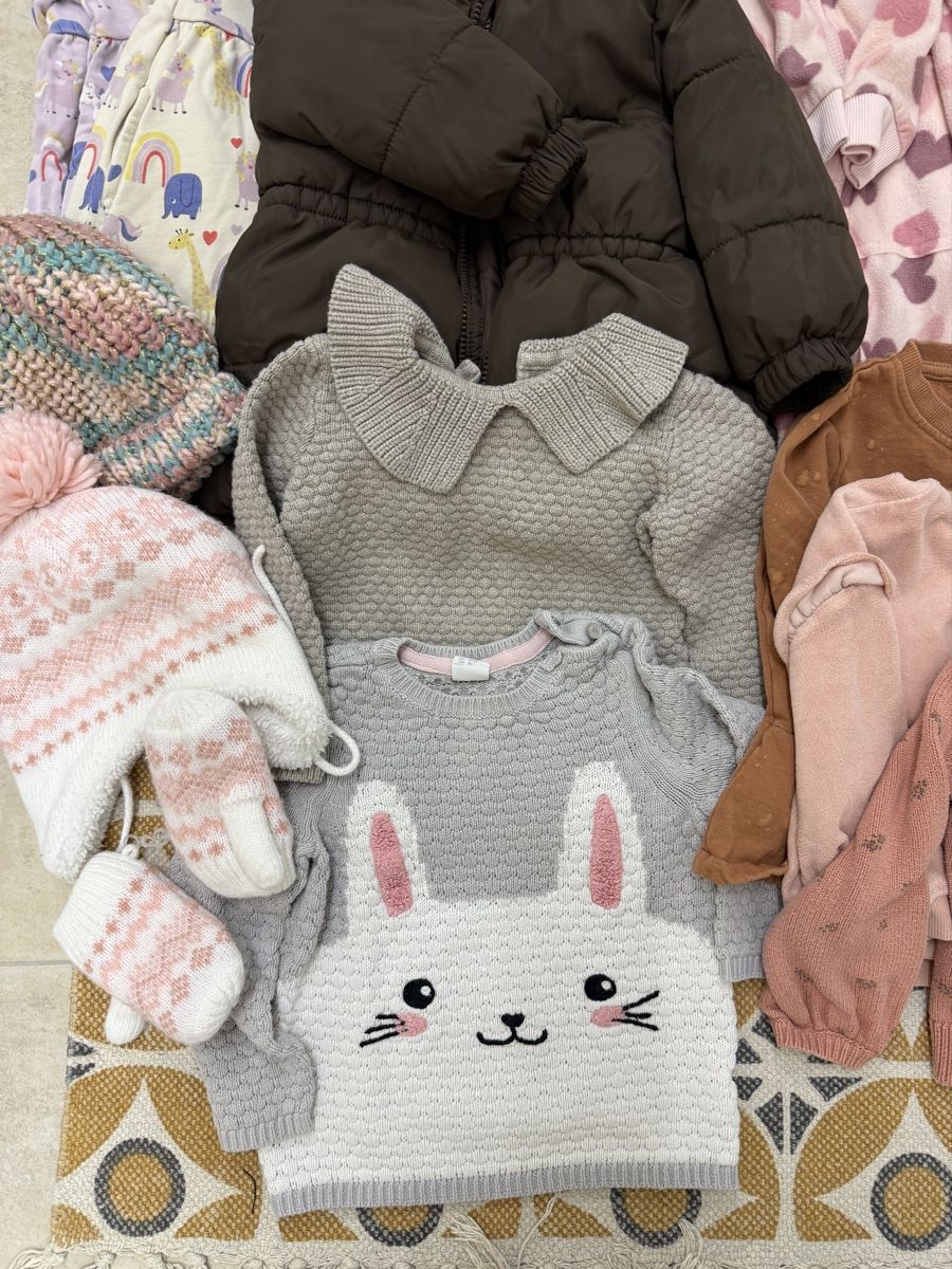Lotti & Set di vestiti: Mädchen Kleiderpaket Grösse 86 Winter – Usato da Oberrohrdorf venduto da Rgf_b21 1