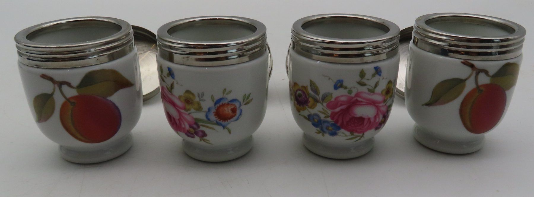 Royal Worcester Autre vaisselle: Royal Worcester Egg Coddler – D'occasion à Reinach BL par WBZ-Flohmarkt 8