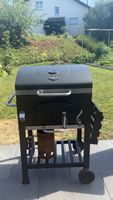 Holzkohlegrill Jamestown mit Haube guter Zustand