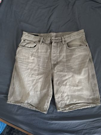 Zara Shorts Grau Grösse 44 guter Zustand