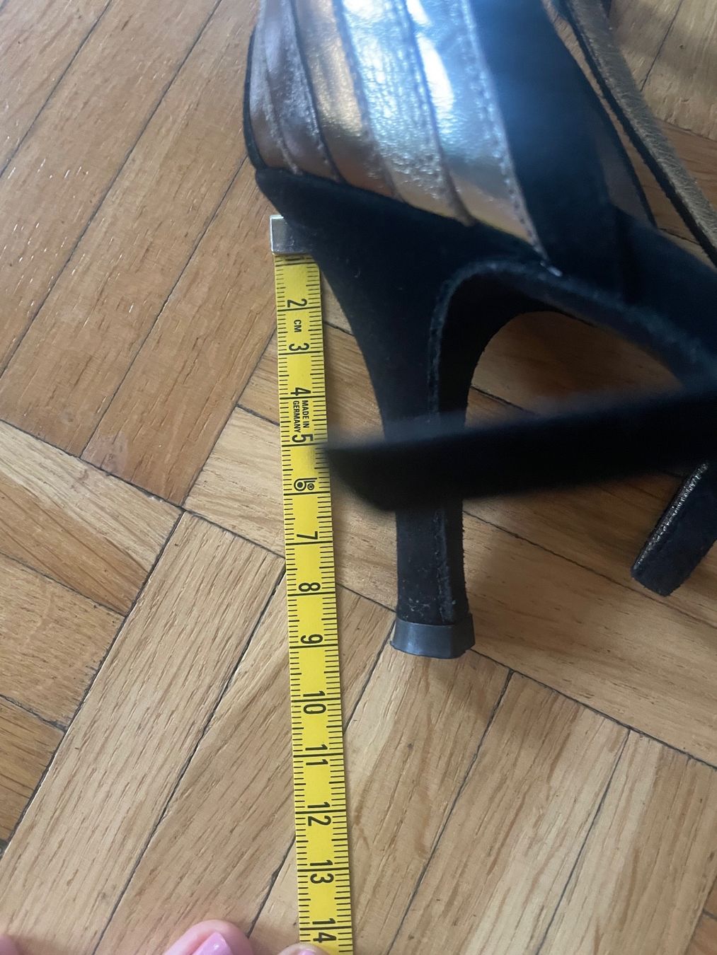 Scarpe da donna: Nueva Epoca Tanzschuhe Grösse 6 – Usato da Zürich venduto da Miush999 2