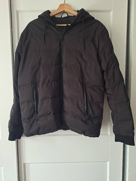Jacken: Winterjacke – Gebraucht aus Gelterkinden von lau_z755