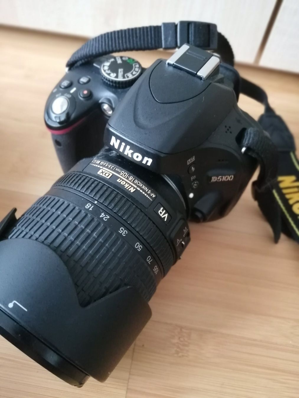 Nikon Fotocamera: Nikon D 5100 mit Nikkor 18-35 mm – Usato da Wattwil venduto da Siedlergreen 1