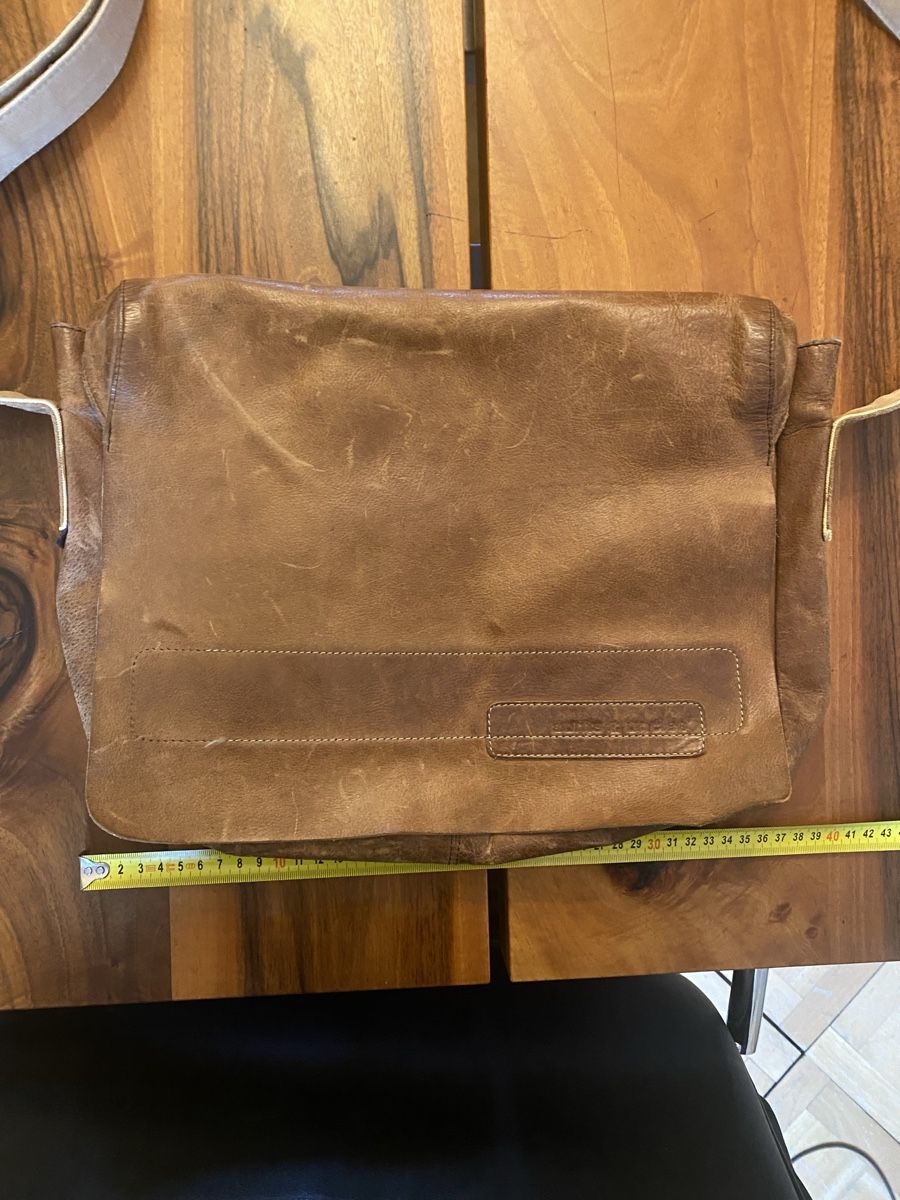 Aunts & Uncles Taschen: Braune Ledertasche von  Aunts & Uncles – Gebraucht aus Bern von paultschur11 3