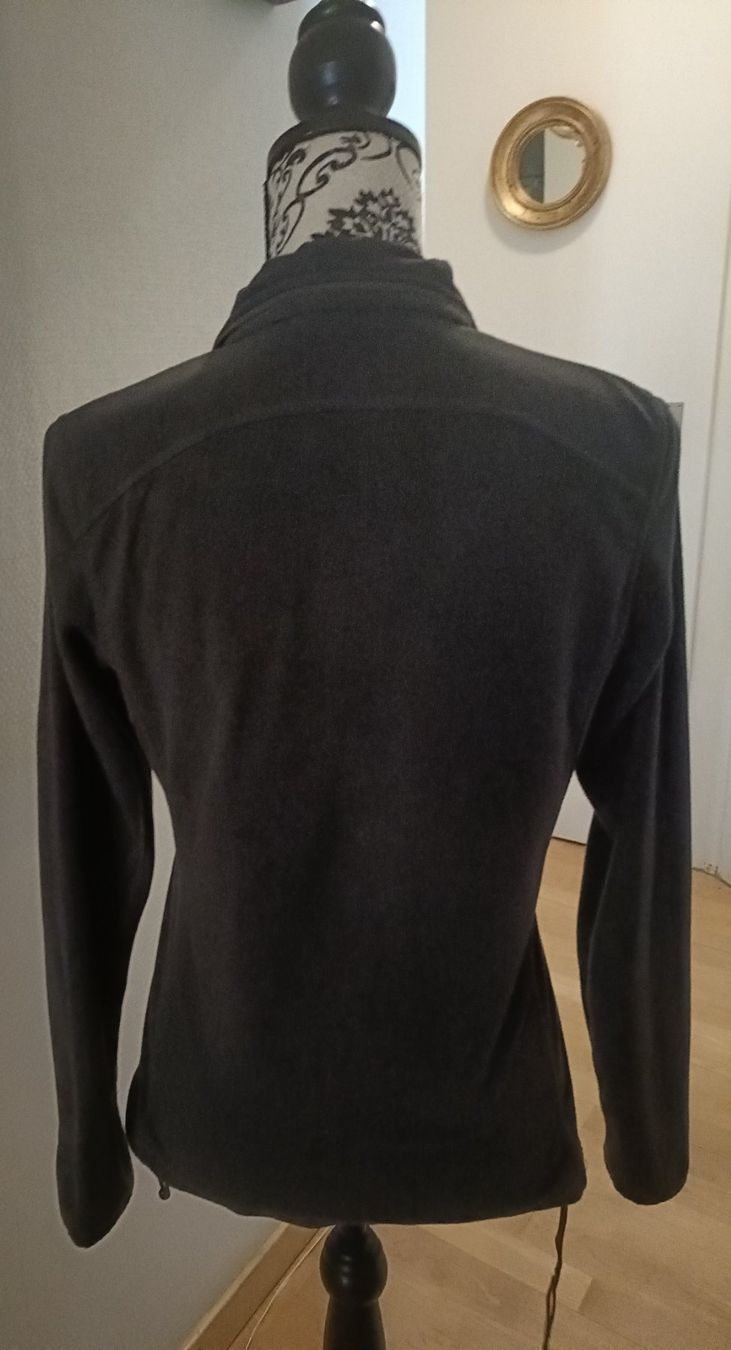 Pullover & Sweatshirts: Pullover – Gebraucht aus Schaffhausen von kab_9pzn 2