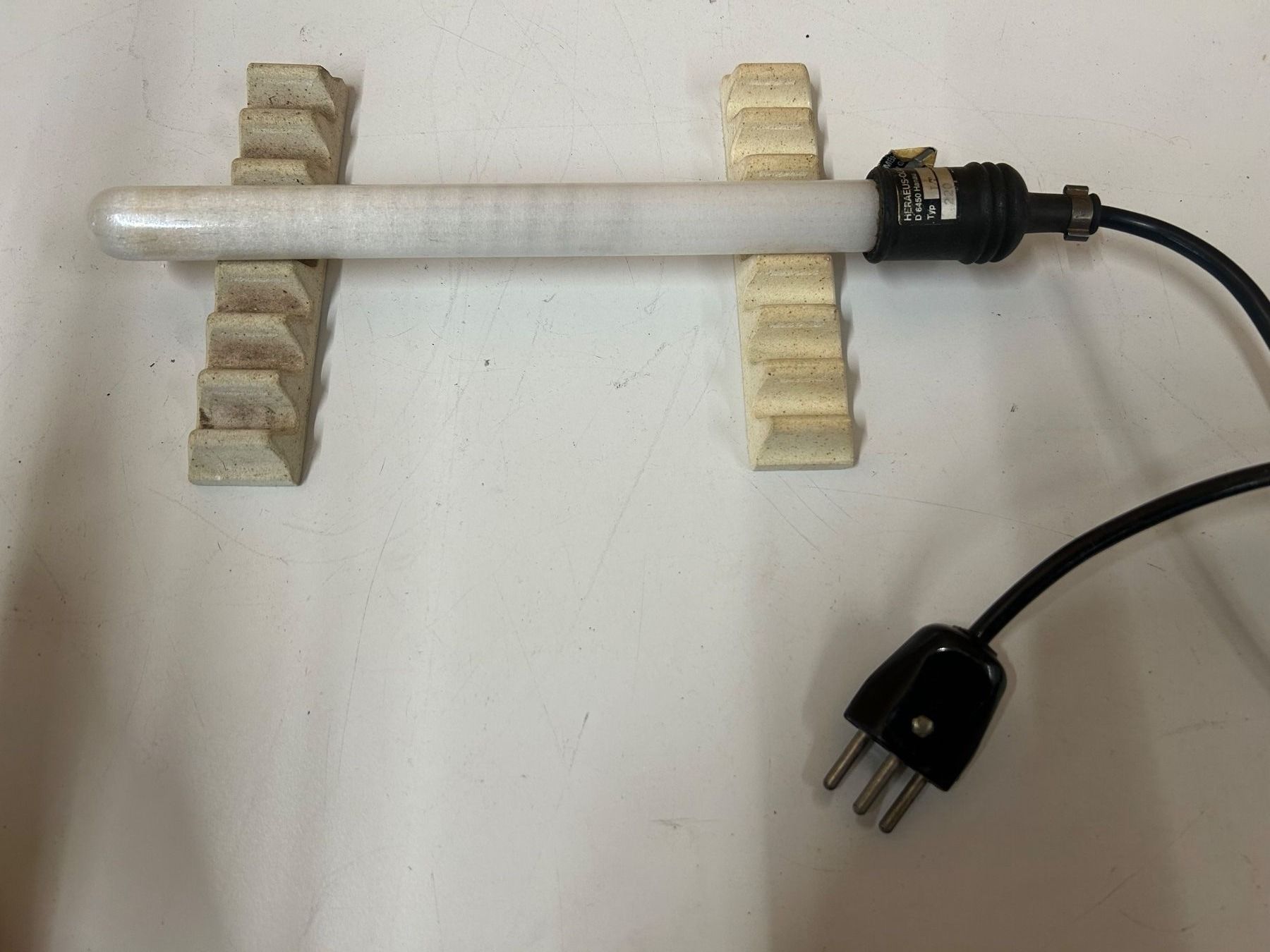Radiatori: Heraeus Heizstab IR Typ LT 500W 200VAC – Usato da Schupfart venduto da philippb06 1