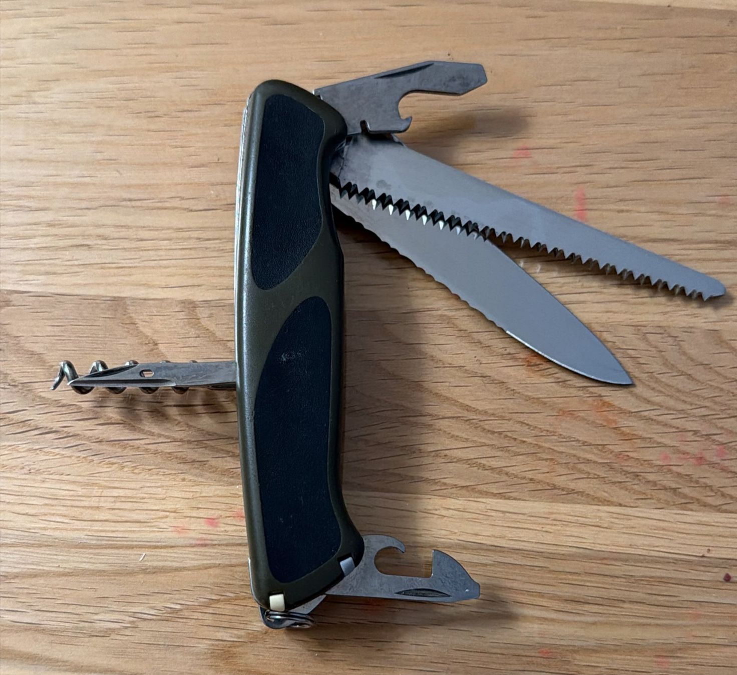 Victorinox Taschenmesser: VICTORINOX SACKMESSER – Gebraucht aus Zürich von Frei-Occasionen 1
