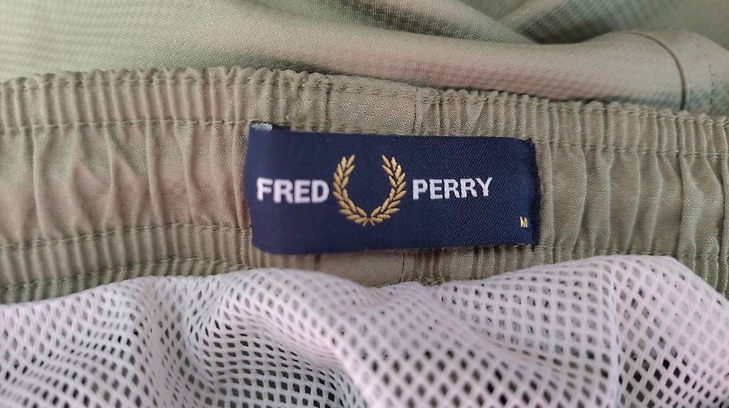Costumi da bagno: Fred Perry Badehosen Gr. M – Nuovo e nell'imballaggio originale da Solothurn venduto da Claudiaf11 4