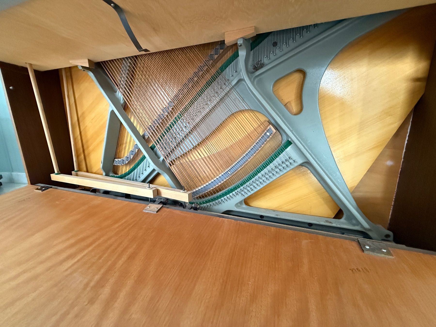 Strumenti musicali: Altes Klavier – Usato da St. Gallenkappel venduto da Donmarcelo 3