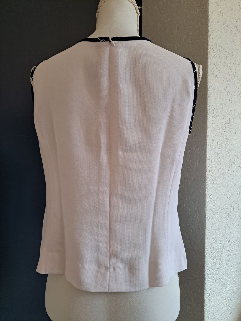 Top: Blouse – Usato da Courrendlin venduto da Aheinza 1