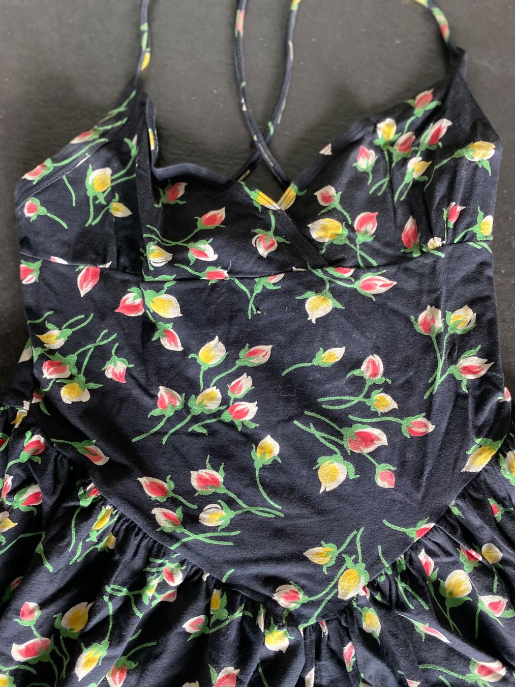 Vestiti: Blumenkleid von Tehen 36 – Usato da Chur venduto da simhofstr 1