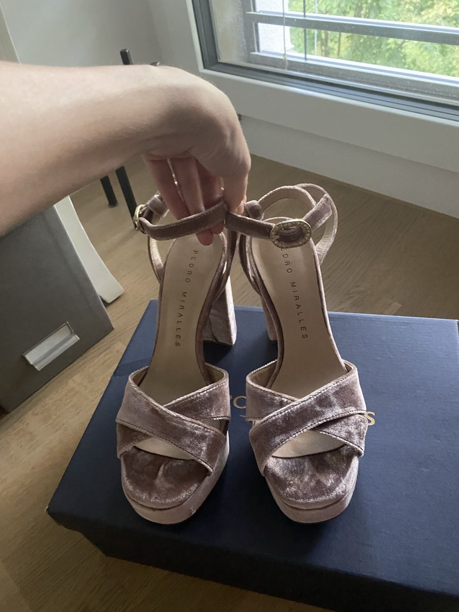 Chaussures femmes: Pedro Miralles High Heels Samt rosa – D'occasion à Wetzikon ZH par rit_ramtr 1