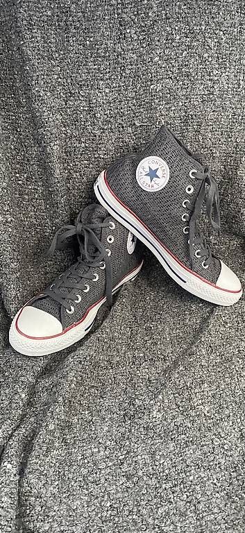 Converse Scarpe da uomo: Converse Grau ungetragen in Grösse 41.5 – Nuovo (secondo la descrizione) da Herrenschwanden venduto da ale_5ggz