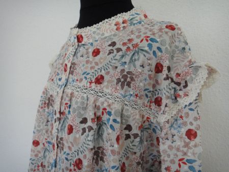 Neue Bluse mit Blumenmuster 14 Jahre 158 cm Baumwolle
