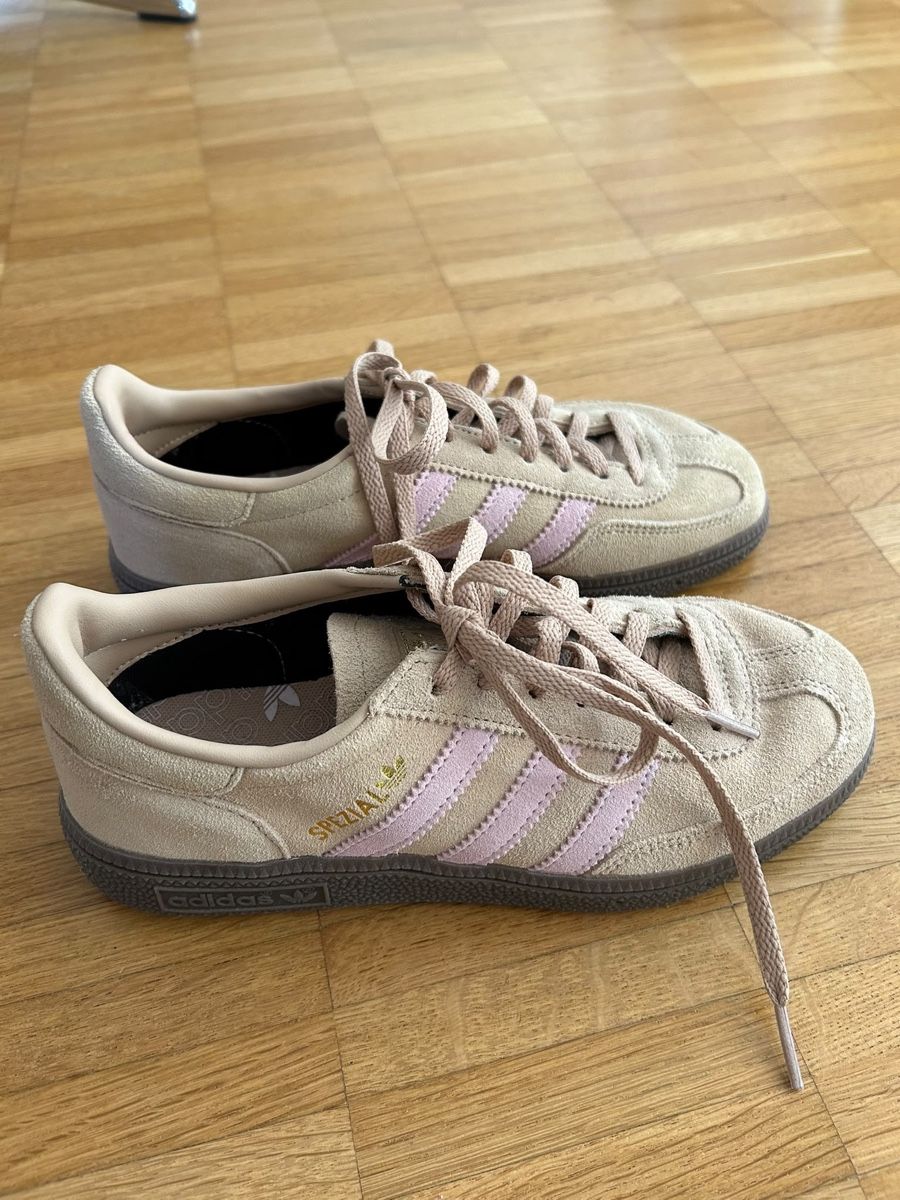 Adidas Scarpe da donna: Adidas Schuhe Gr. 36.5 – Usato da Aarau venduto da Flaviosx