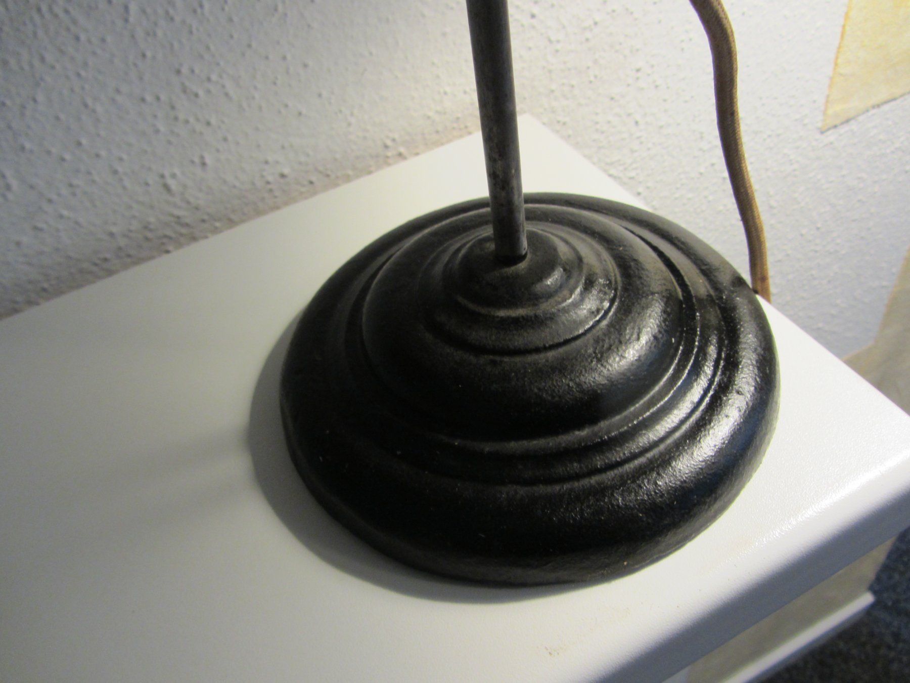 Lampade: Uhrmacherlampe Antik Emaille Blechschirm – Usato da Hölstein venduto da nialawatch 3