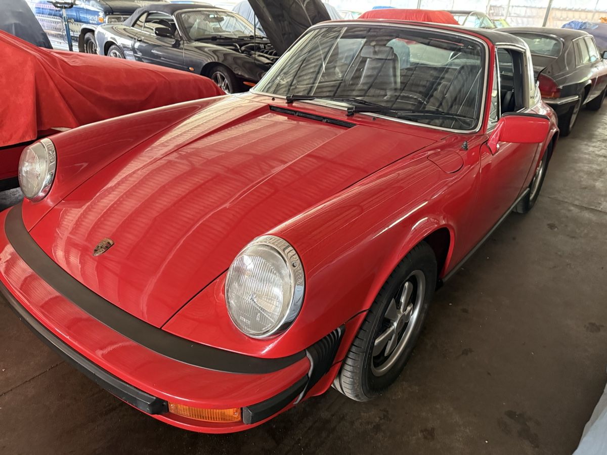 Porsche Automobili: Porsche 911 2.7l  Targa, Jg. 76, Oldtimer – Usato da hunzenschwil venduto da Oldipark