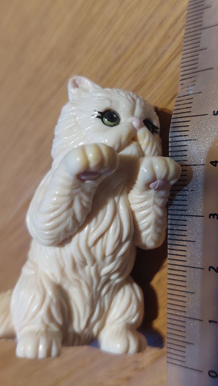 Statuette: Süsse Barbie Katzenfigur – Usato da Dinhard venduto da Sarn02 1