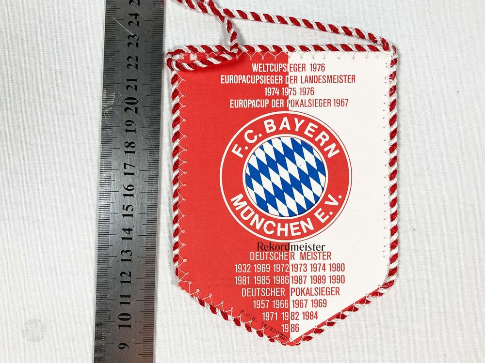 Wimpel F.C.Bayern München 1981 | AGON SportsWorld
