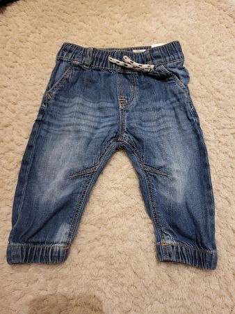 Jeans-Hose für Baby, Grösse 68, neuwertig