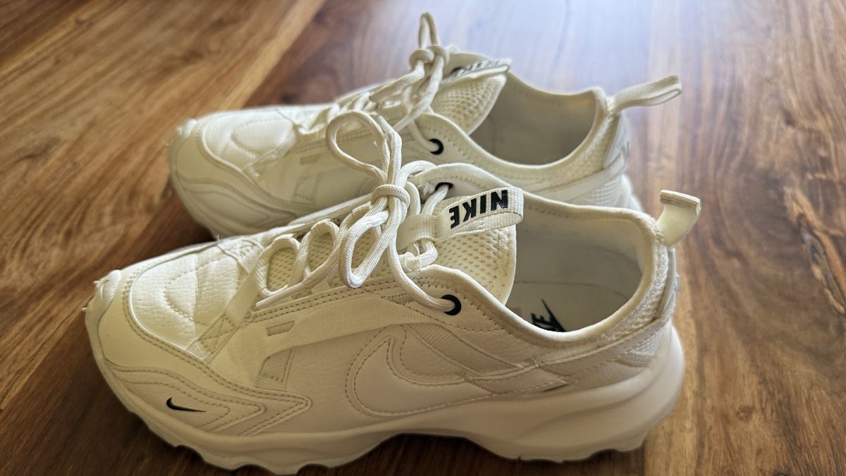 Nike Scarpe da donna: Nike Sneaker low TC 7900 – Usato da Oberrüti venduto da Shira69 2