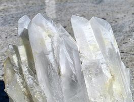 Artischocken Quarz mit Nadel Quarz   Fund aus den 1970er