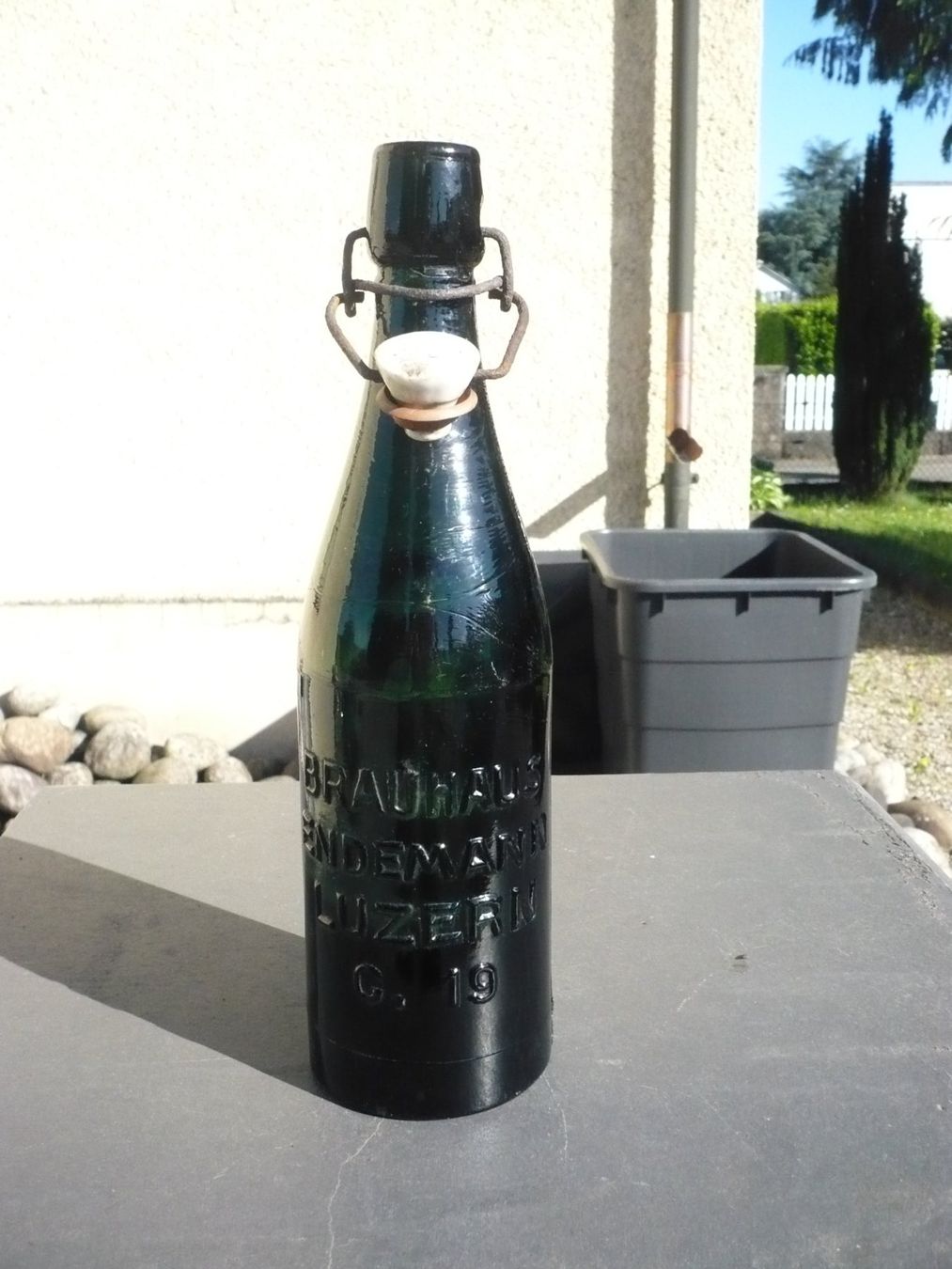 Bicchieri, Caraffe & Bottiglie: Bierflasche BRAUHAUS ENDEMANN LUZERN – Usato da Biberist venduto da Urmel