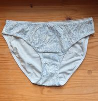 Slip weiss mit blauem Muster, Gr. 36/38