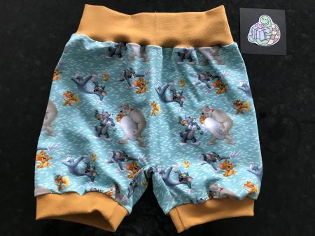 Kurze Pumphose Mitwachshose Tom und Jerry  122/128 NEU