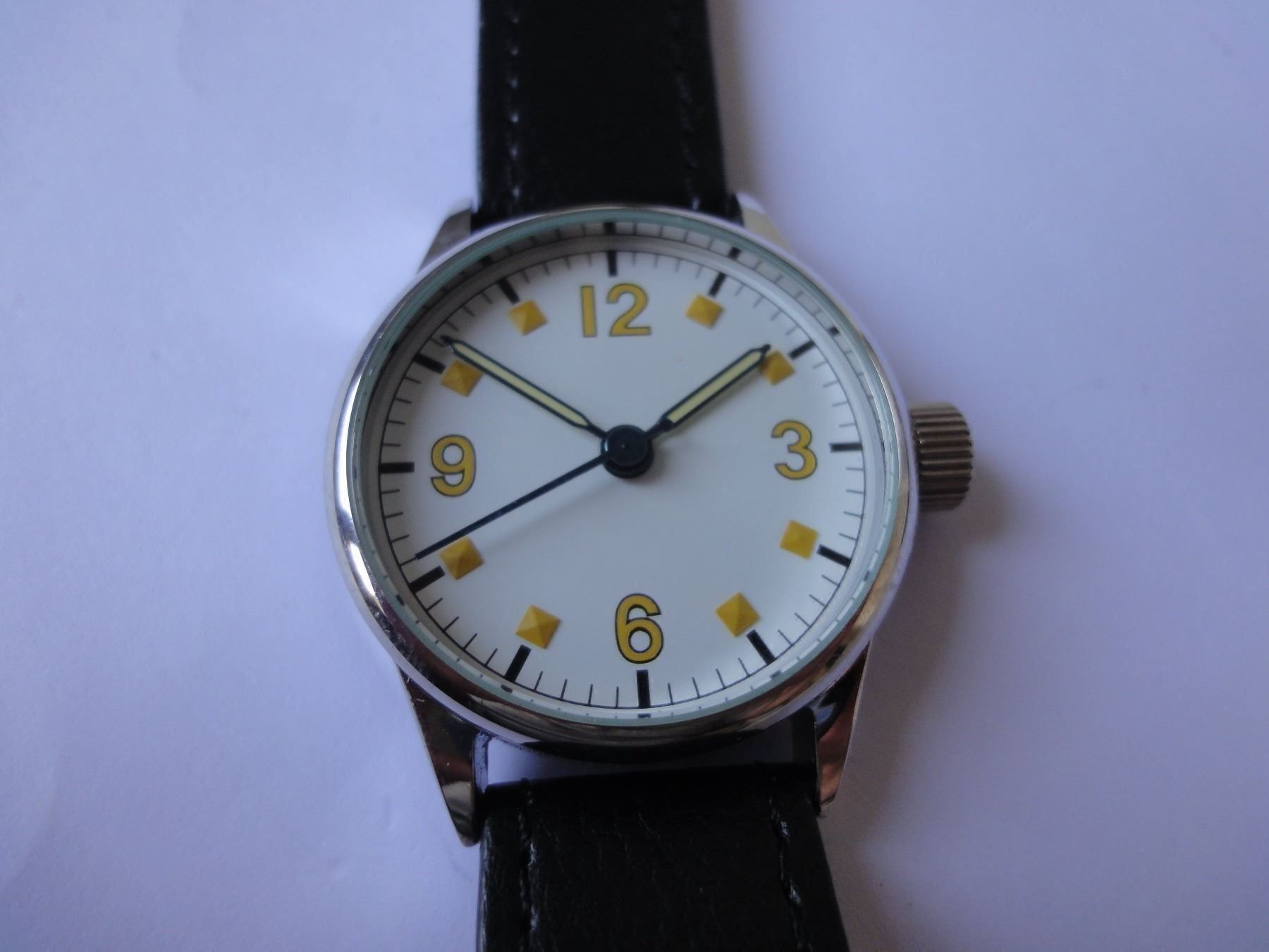 Orologi: Pilotenuhr RCAF Canada Handaufzug – Nuovo (secondo la descrizione) da basel venduto da Vulcanus 1