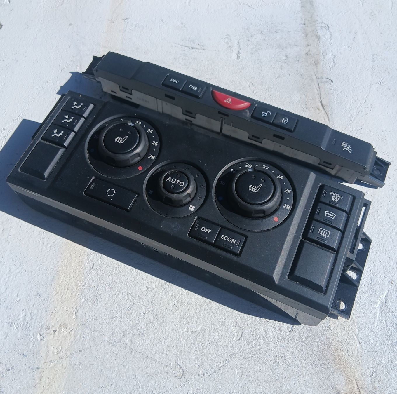 Land Rover Toutes les pièces auto: Commande de ventilation Range Rover L320 TDV8  – D'occasion à la heutte par Auto-stock