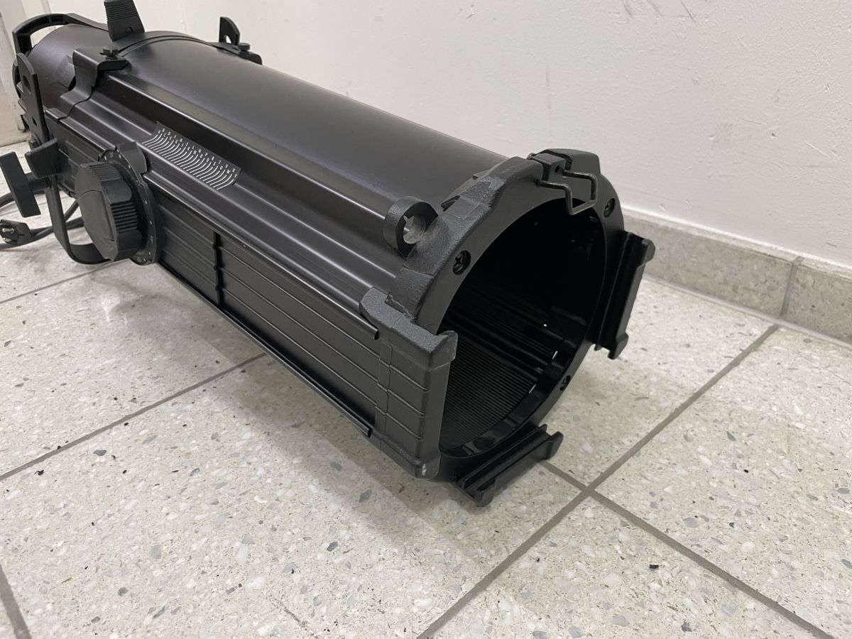 Lampade: Scheinwerfer ETC 750W (4 Stück) – Usato da Hittnau venduto da pianokeller 1