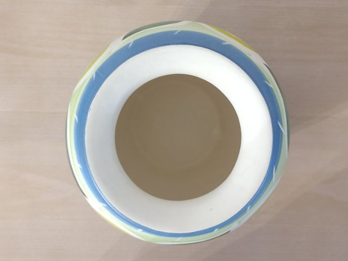Vasen & Gefässe: Handbemalte Vase mit floralem Dekor – Gebraucht aus Möhlin von MeisterHora 2