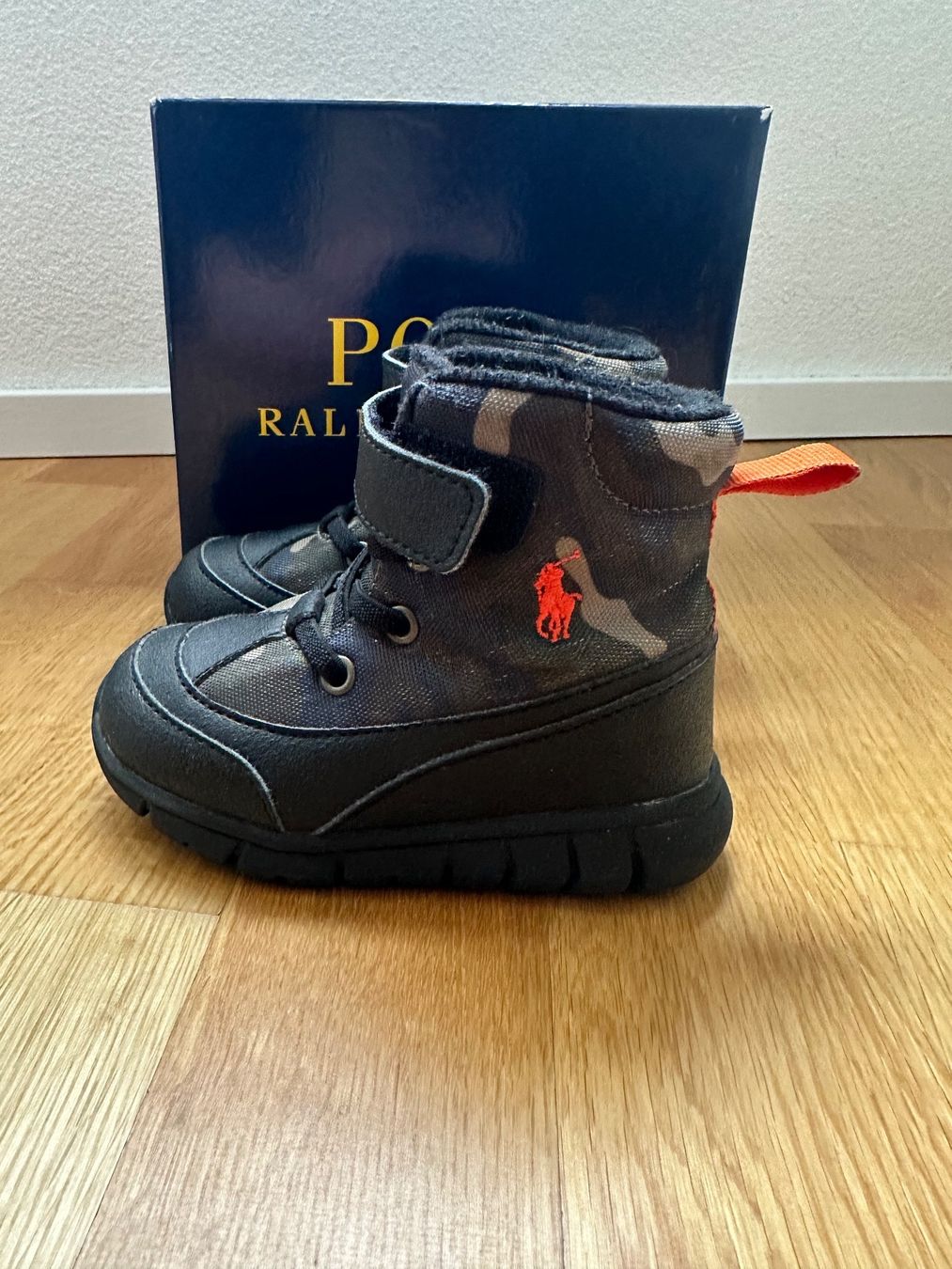 Ralph Lauren Scarpe per ragazzi: Winterschuhe Ralph Lauren Gr. 22 – Usato da Unterägeri venduto da StefanGekko 5