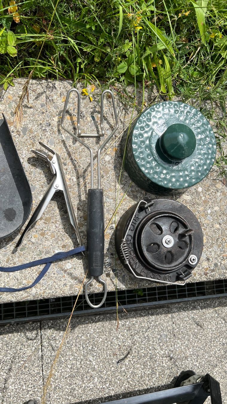 Big Green Egg Grills: Big Green Egg Grill – Gebraucht aus Zürich von Drahtzug 4