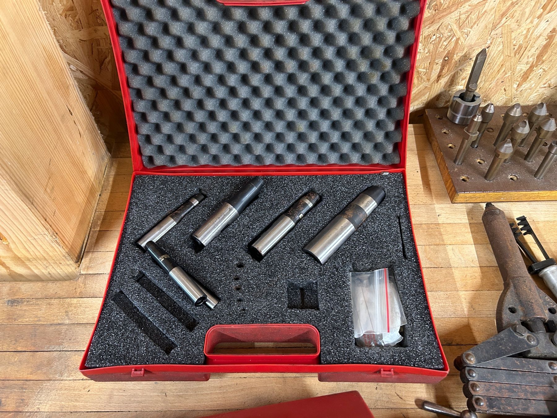 Schaublin Tutti gli attrezzi: MEGA-Mechaniker Lot Schaublin etc – Usato da Rothenfluh venduto da BitterlinPartner 4