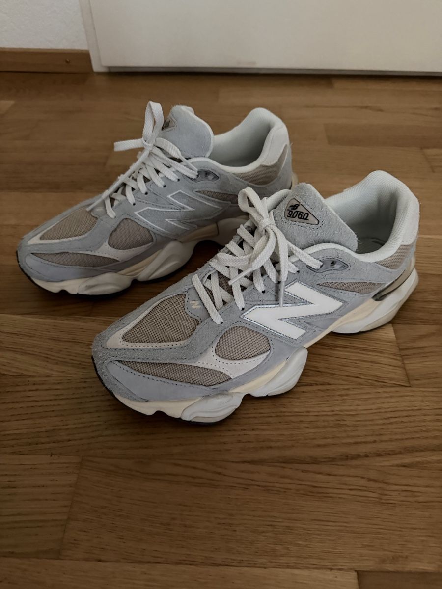 New Balance Scarpe da uomo: New Balance 9060 Sneaker – Usato da Recherswil venduto da Noname1