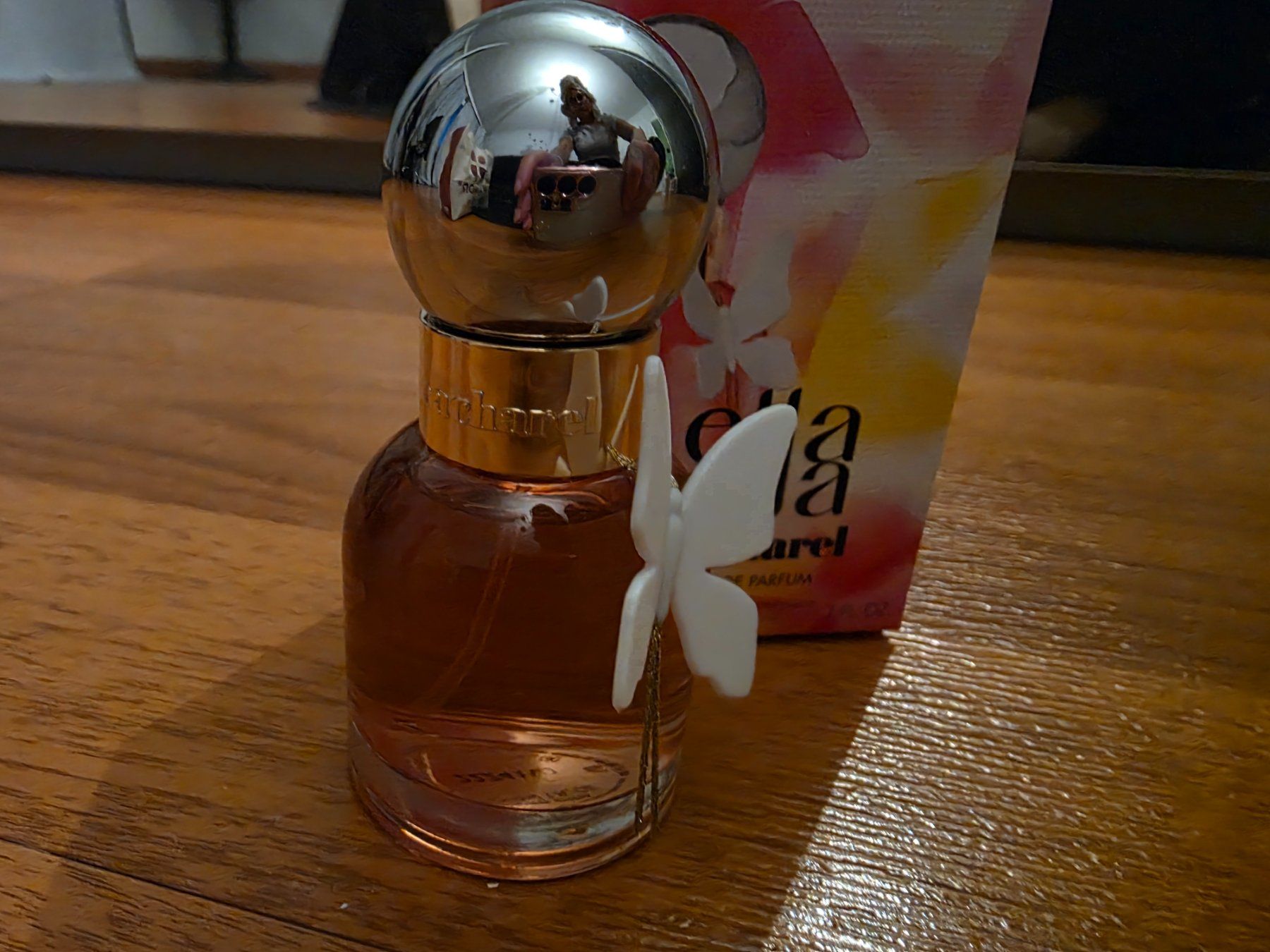 Cacharel Profumi & Eau de Toilette: Cacharel ella – Nuovo (secondo la descrizione) da Basel venduto da NyGrow 1