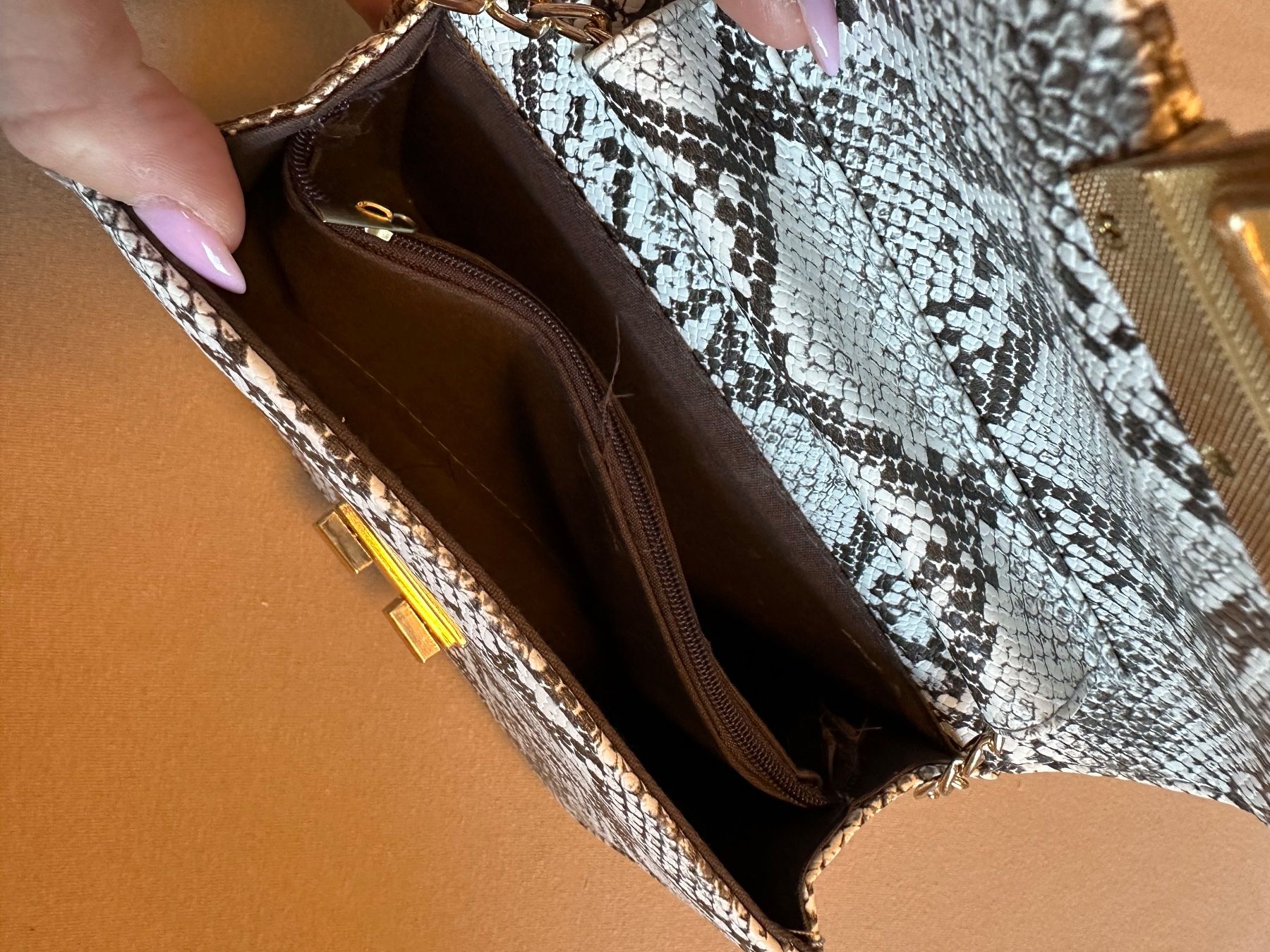 Borse da donna: Umhägetasche im Schlangenlederlook – Usato da Othmarsingen venduto da J_Shop 1