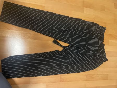 Stoffhosen schwarzweiss gestreift
