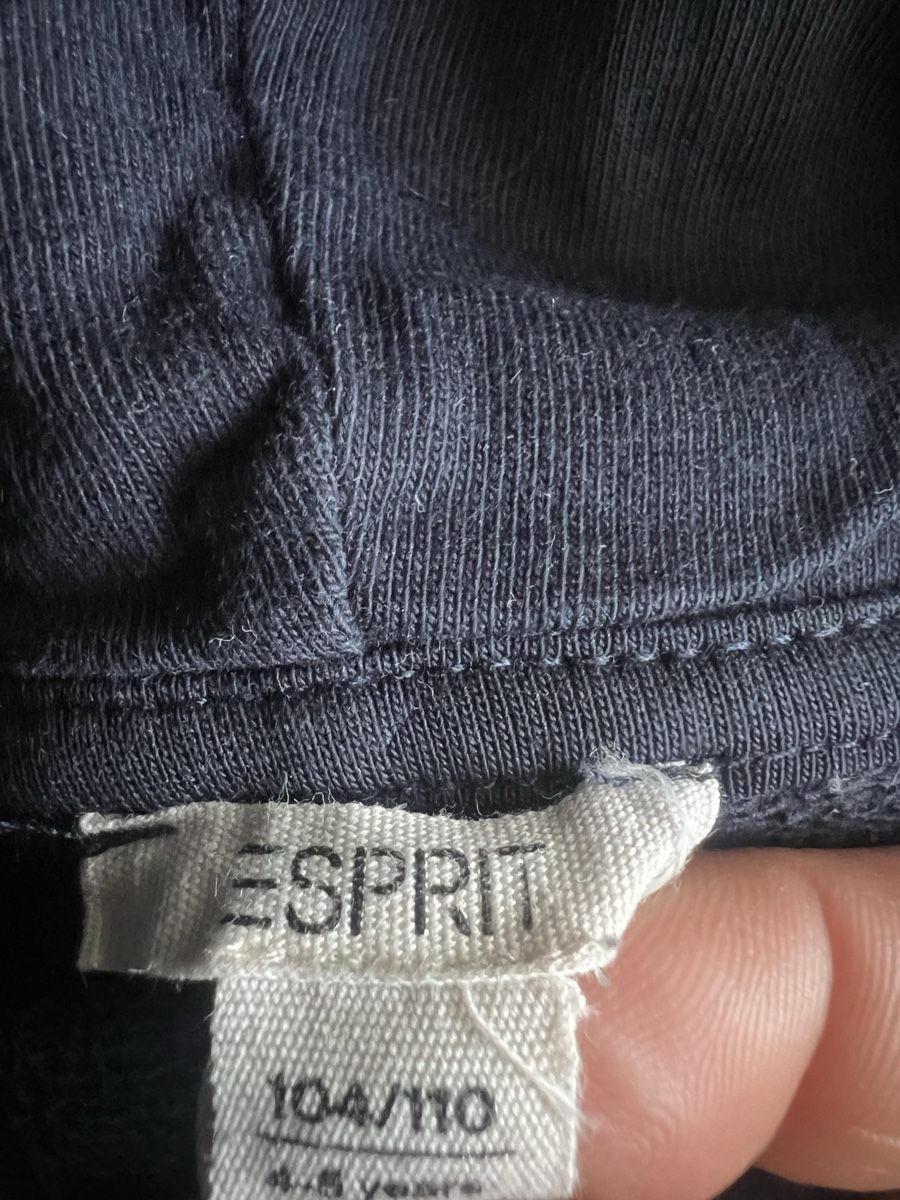 Esprit Kleiderpakete & -sets: ESPRIT BAUMWOLL TRAINERANZUG NAVY GR 104/110 – Gebraucht aus Basel von theo-g77 5