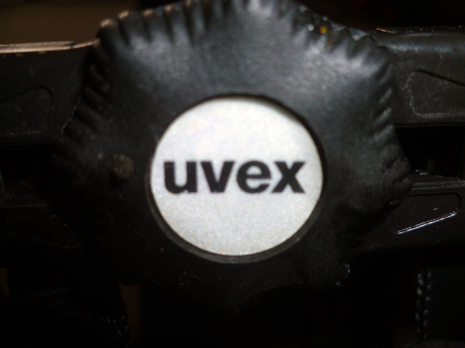 Uvex Caschi: Fahrradhelm Uvex 55 - 60 – Usato da Aarau venduto da Rdodger 5