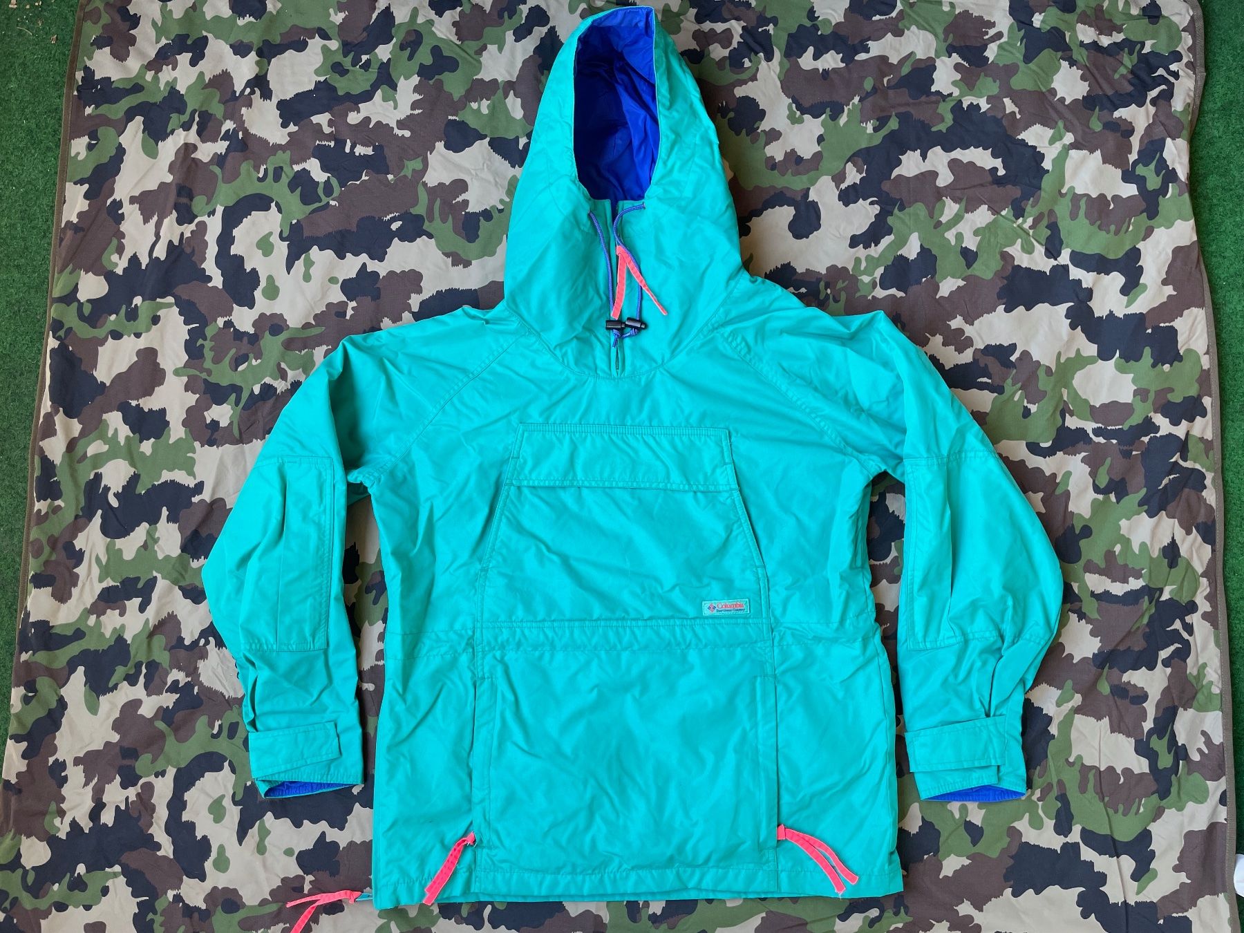 Columbia Giacche: Vintage 90s Columbia Jacket Sz S – Usato da Zürich venduto da le_souk