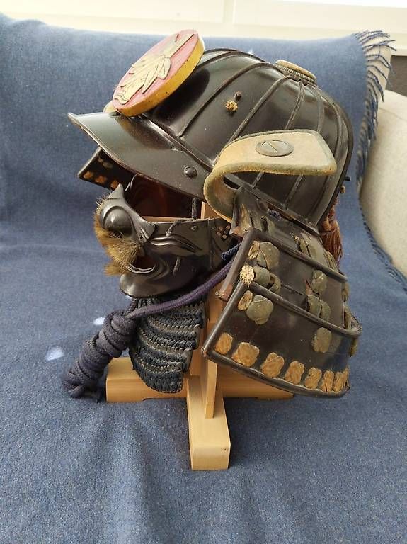 Abiti antichi: Casque samouraï - kabuto – Usato da Kerzers venduto da nausicaaviggia 1
