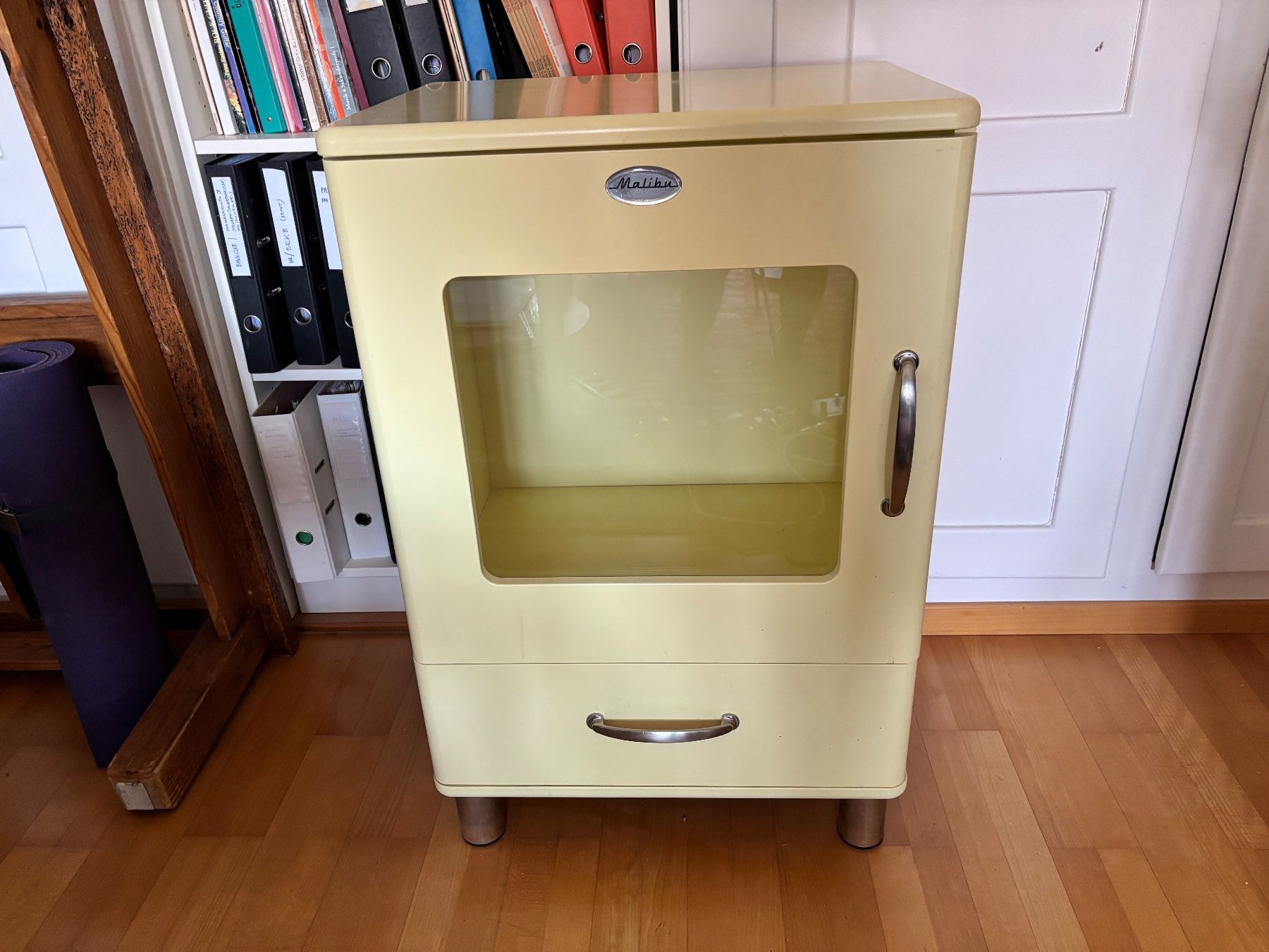 Interio Commodes: Möbel, Kommode, Hausbar «Malibu» – D'occasion à Bern par Manuel_111